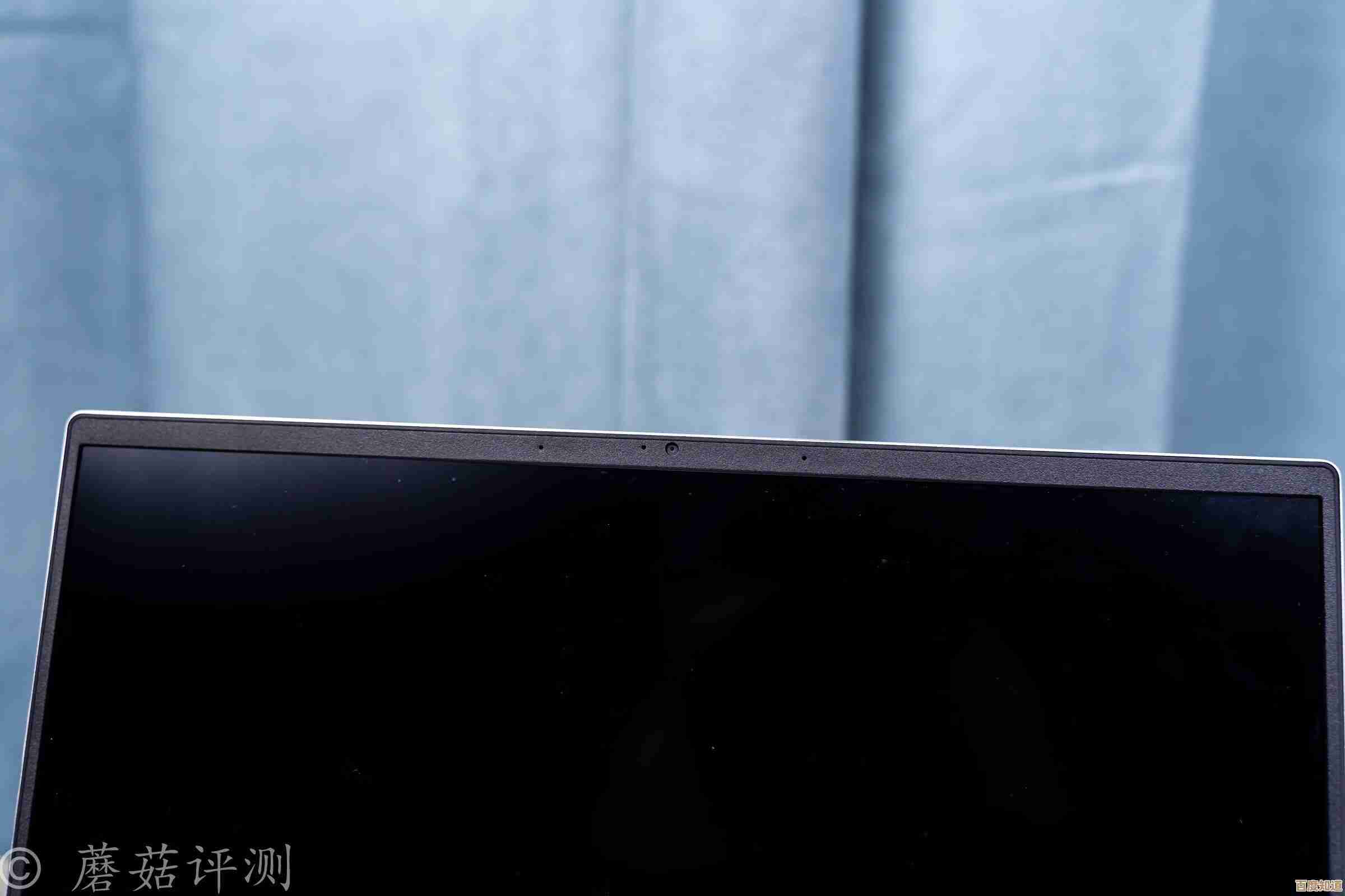 视觉震撼轻薄便携，高清笔记本屏幕让每一幕都生动逼真！