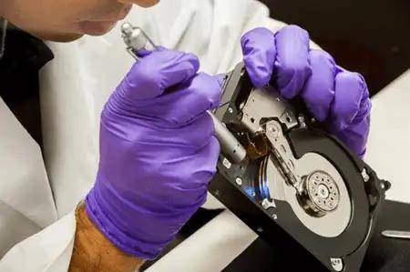 快速恢复硬盘数据的专业工具，强力修复各类文件丢失问题