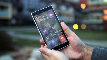 手机清洁必备技巧：彻底清除细菌，还原屏幕如新般透亮