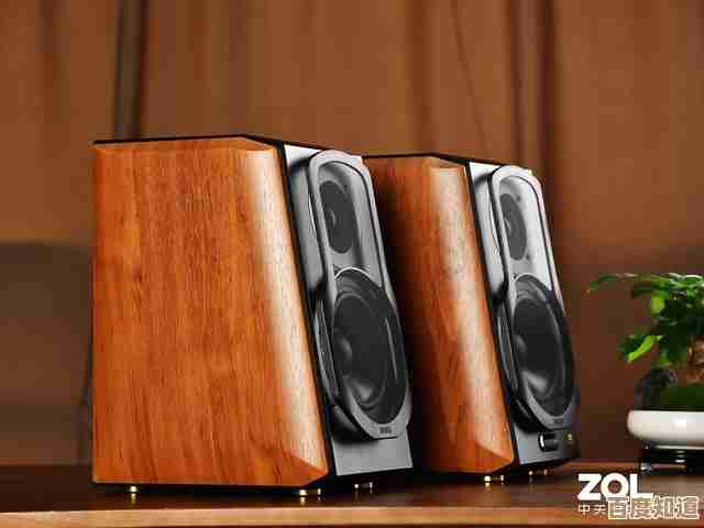 高音质电脑小音箱，细腻音效为每一首歌曲注入动人情感