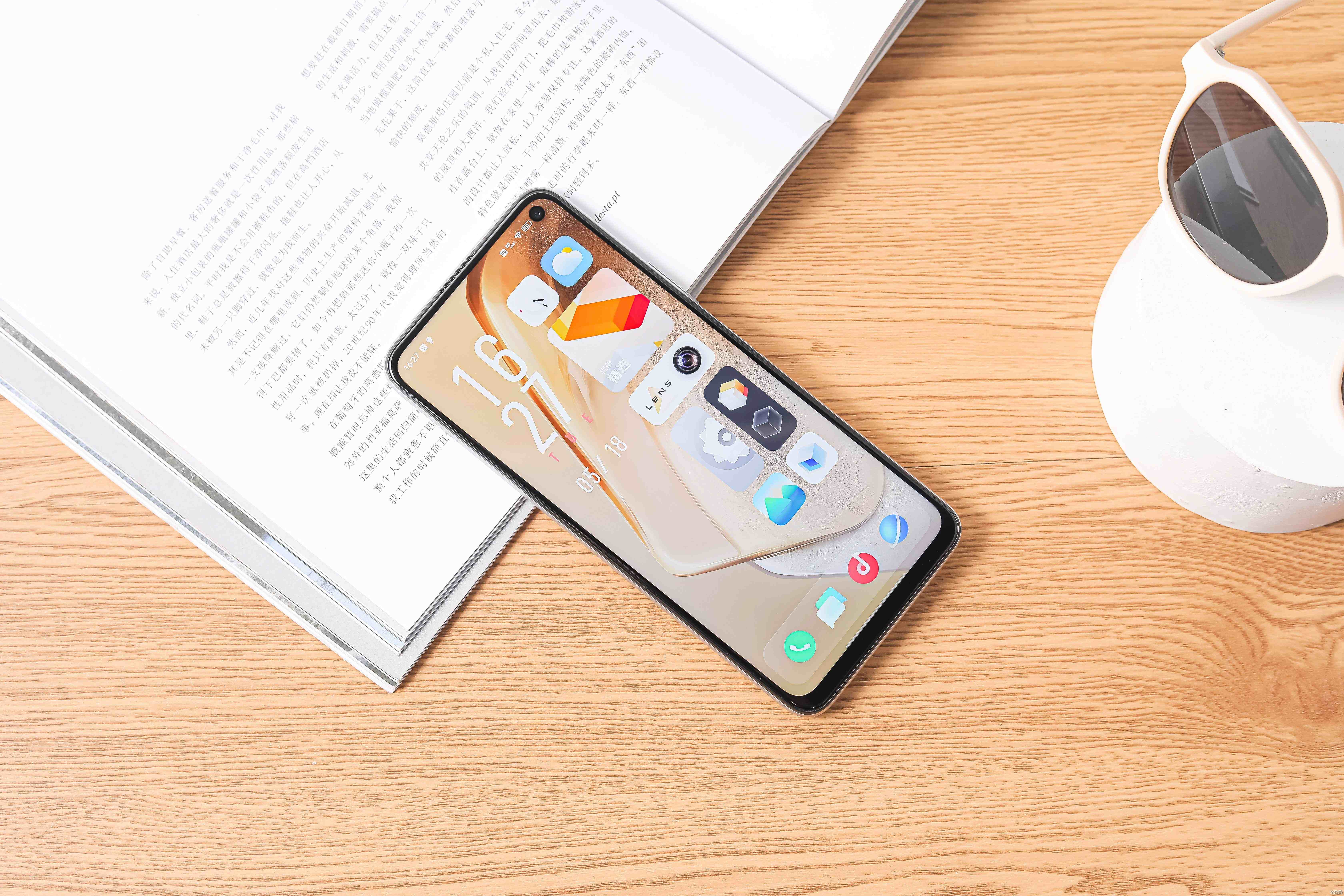 骁龙870手机芯片天梯图解析:性能飞跃打破技术壁垒,重塑智能手机体验新标杆! 骁龙870手机芯片天梯图解析:性能飞跃打破技术壁垒,重塑智能手机体验新标杆!