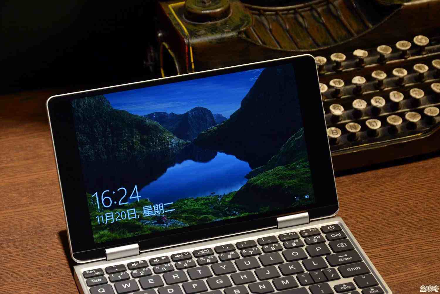 IBM电脑搭载高性能科技，为您的职业发展注入强劲动力