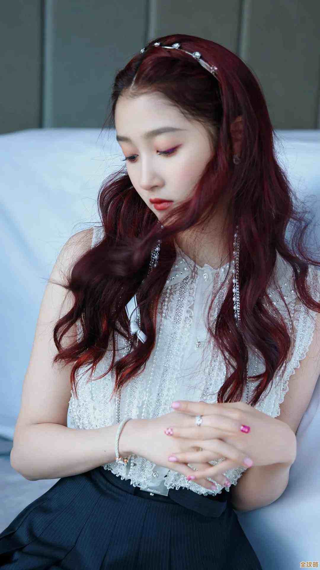 绝色佳人：沉浸式美女成长游戏，开启你的浪漫恋爱冒险！