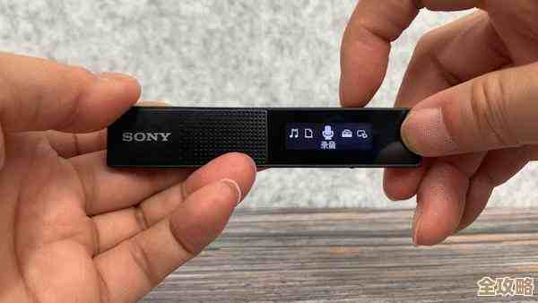 定时去数据库里查数据，想办法让检索更自动点，不用老盯着看