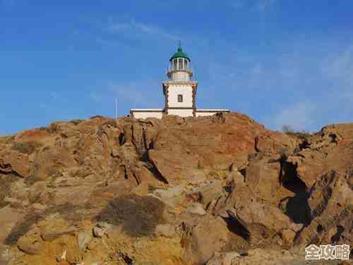 渔帆暗涌手游斯特拉尔湾岩板位置提示，靠近灯塔那条裂缝往里摸