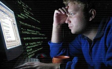 Redis开启事务支持更安全，数据操作不怕出错，必须学会怎么用事务